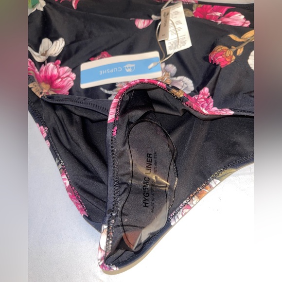 Brand new with tags. - Picture 3 of 6